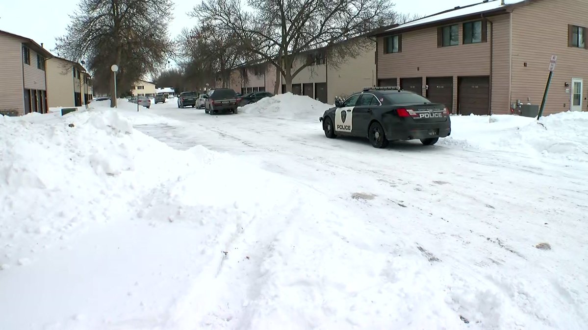 1 Hurt After Shooting At Brooklyn Park Townhome Complex; Suspect In Custody