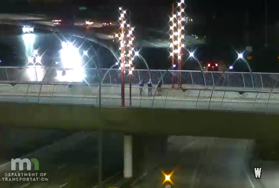 MPD out with a male on the 3rd Ave bridge over I94 (near E 17th St) who 911 callers said may be threatening to jump.  Seems like the subject is now walking away off the bridge