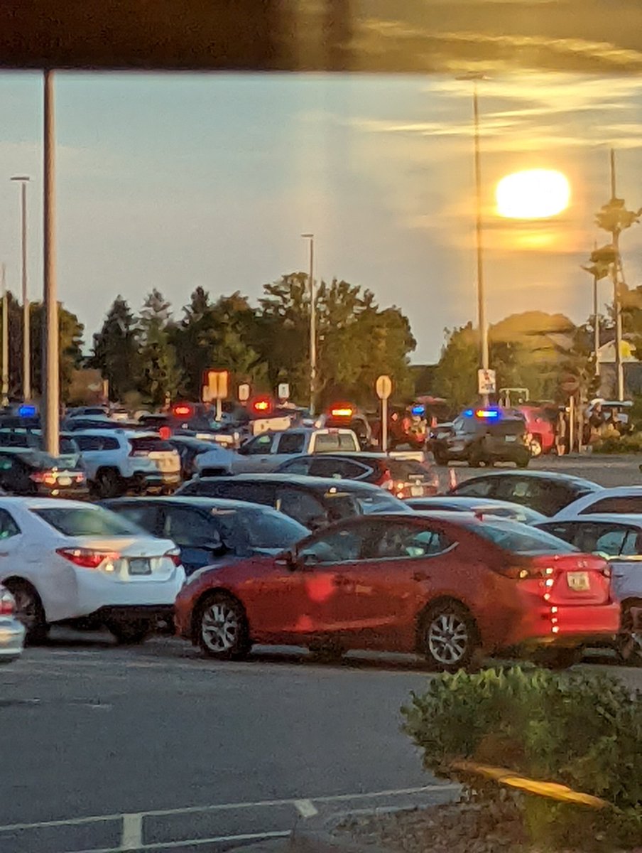 Mall Security confirmed mall lockdown due to active shooter situation at Eden Prairie Center complex.