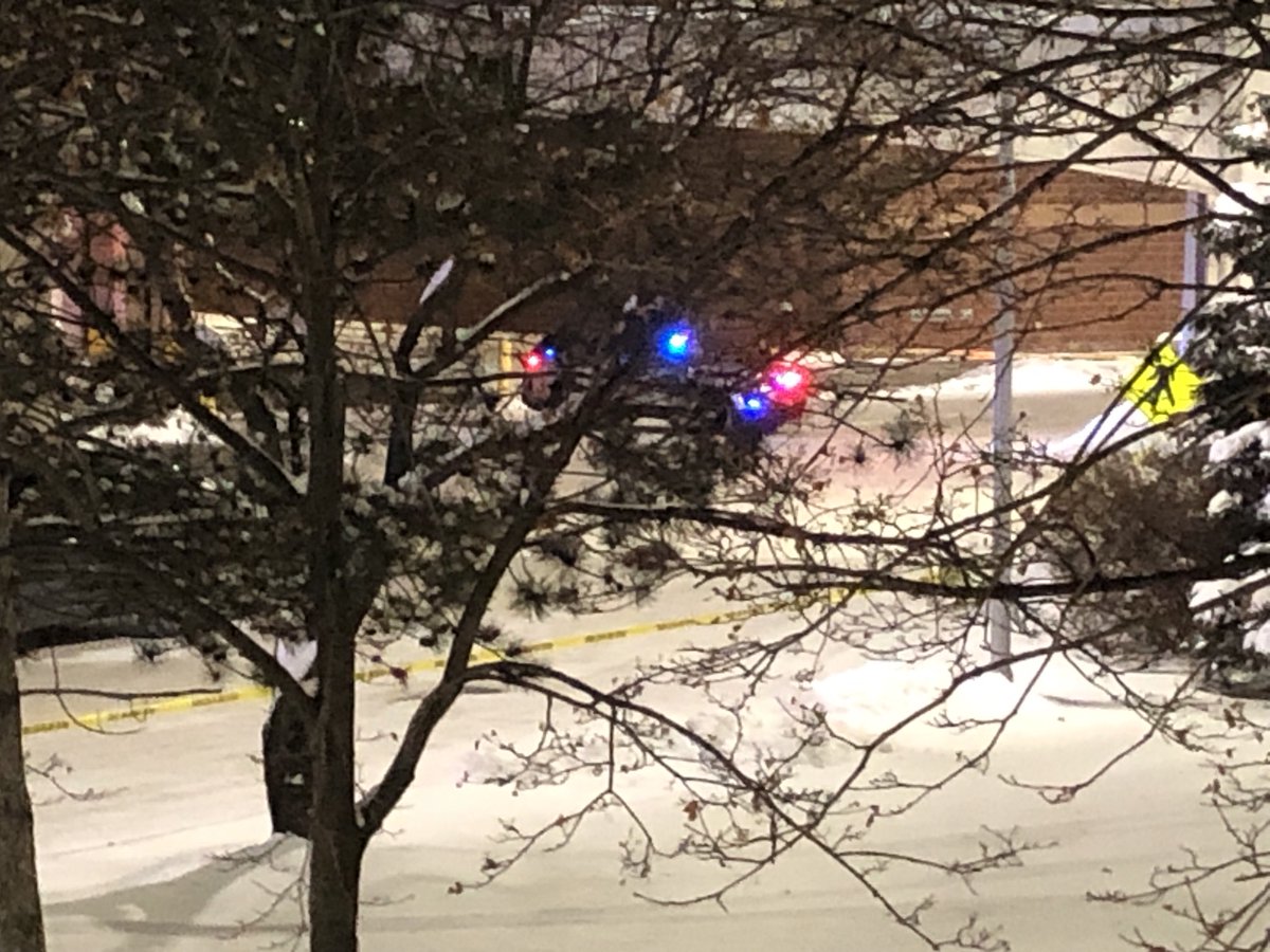 As of 9:10pm, mall of America has lifted its lockdown, after what police say is a reported shooting. The mall is asking shoppers to leave the property. The mall will stay closed for the evening