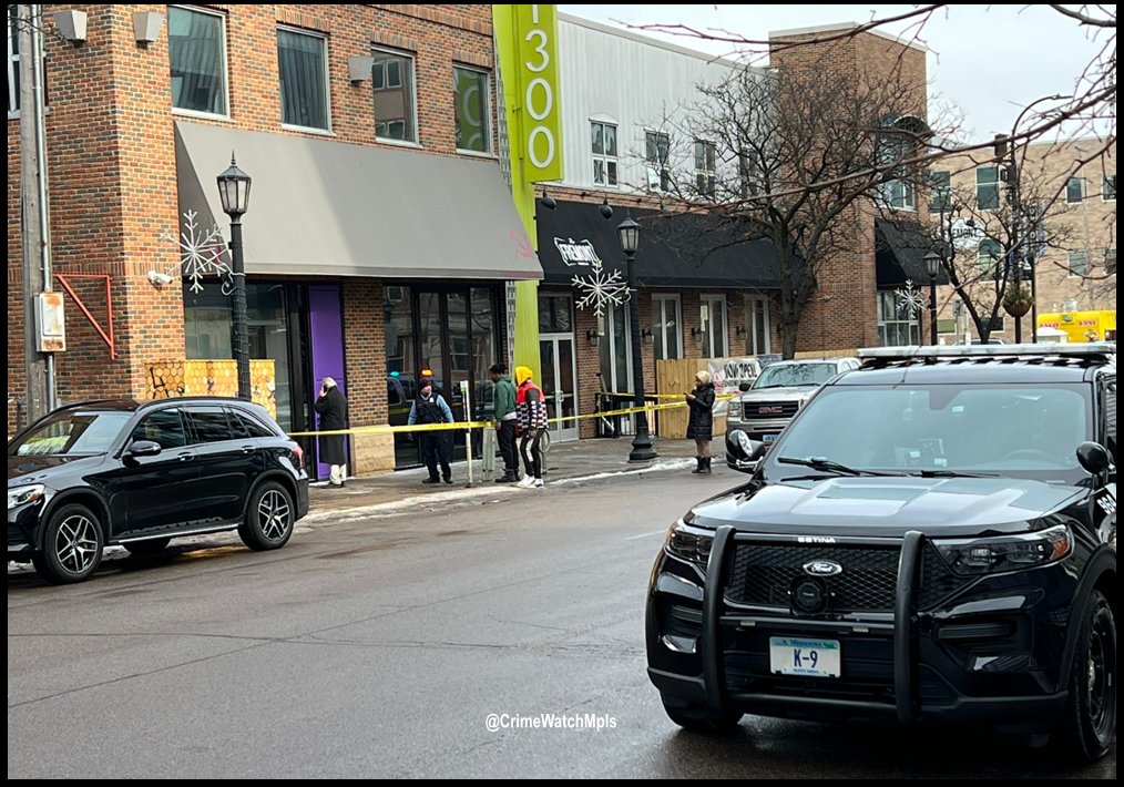 One suspect was wearing a jacket with Guess on the sleeve. He ran past the Fire House toward the Greenway.
Wearing a red hat and black jacket.