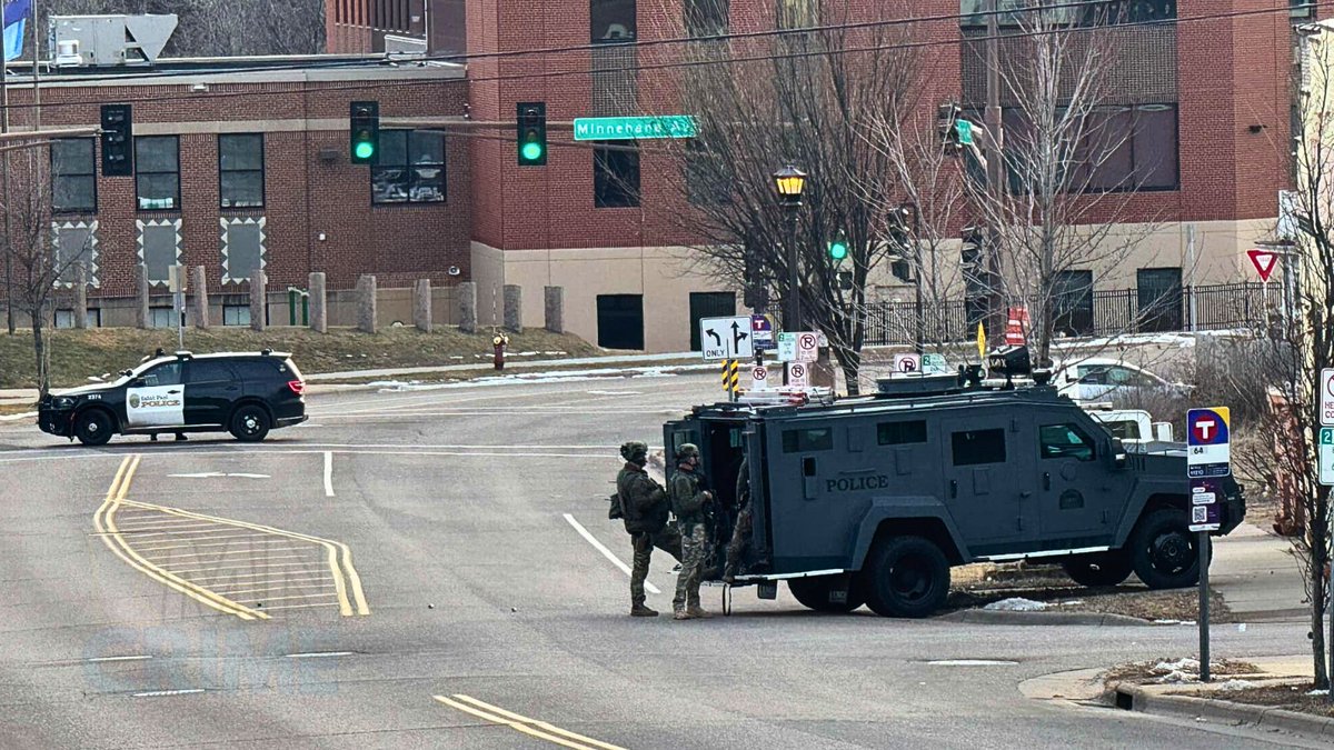 SAINT PAUL: SWAT is on scene with a perimeter in place on the 700 block of Payne Ave. after iInitial information indicates a potential hostage situation, with one person reportedly being held inside a residence. An armored BearCat vehicle has responded, with several surrounding…