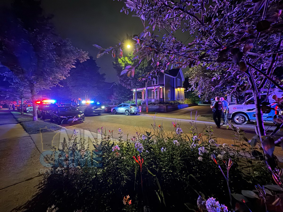 MINNEAPOLIS: Police are investigating a shooting on the 2600 block of Blaisdell Ave., with officers finding a 20s male gunshot victim in the back of a residence and with five gunshot wounds, including to the chest, hip, arm and leg.