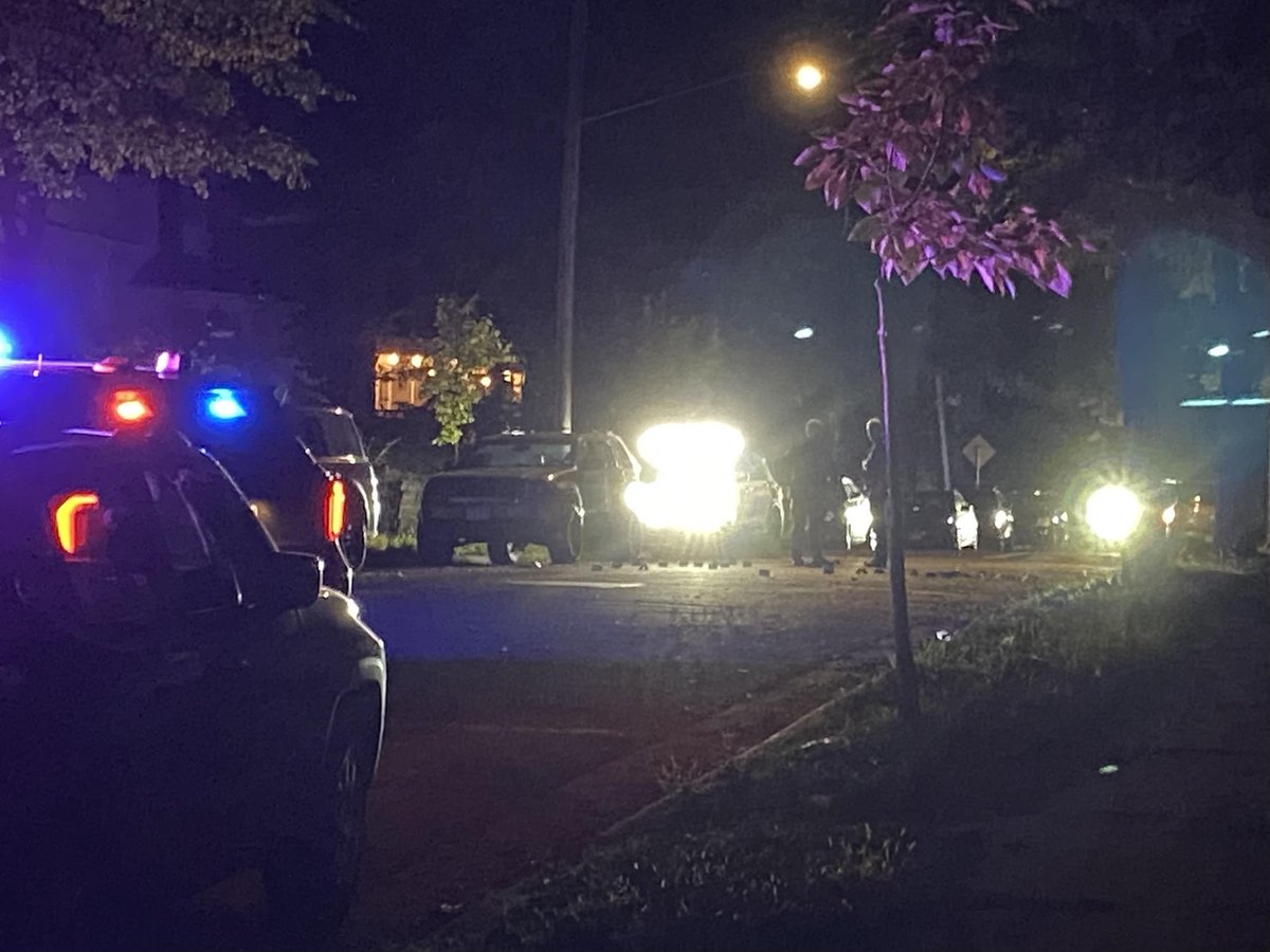 Submitted report of a massive amount of gunfire heard including full auto. Apparently at 31xx Girard Ave N. The shots were heard over the river and into NE Minneapolis. Thirty shell casings reportedly found.